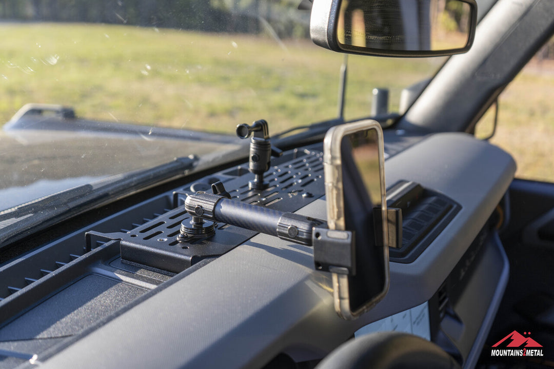 Mountains2Metal Dash Accessory Mount (Large)