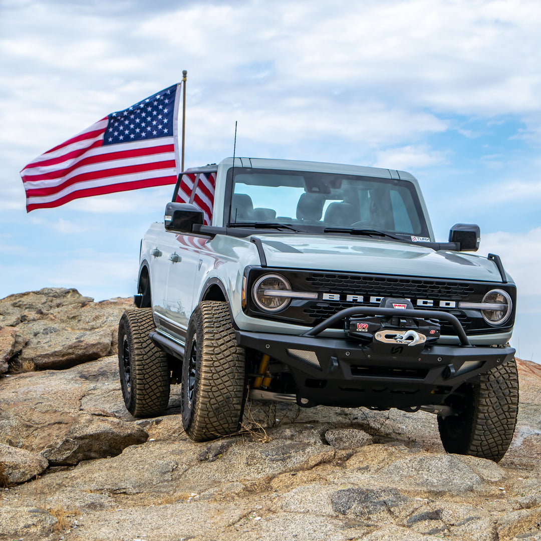 Turn Offroad HD Tailgate Flag Mount