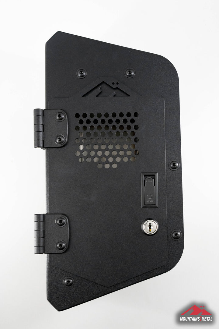 Mountains2Metal Lockable Tailgate Medicine Cabinet